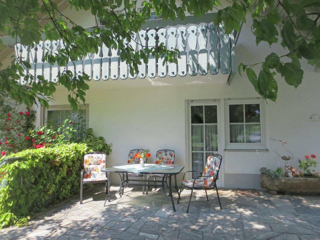 Modern Apartment In Goggersreut With Terrace Rohrnbach Bagian luar foto